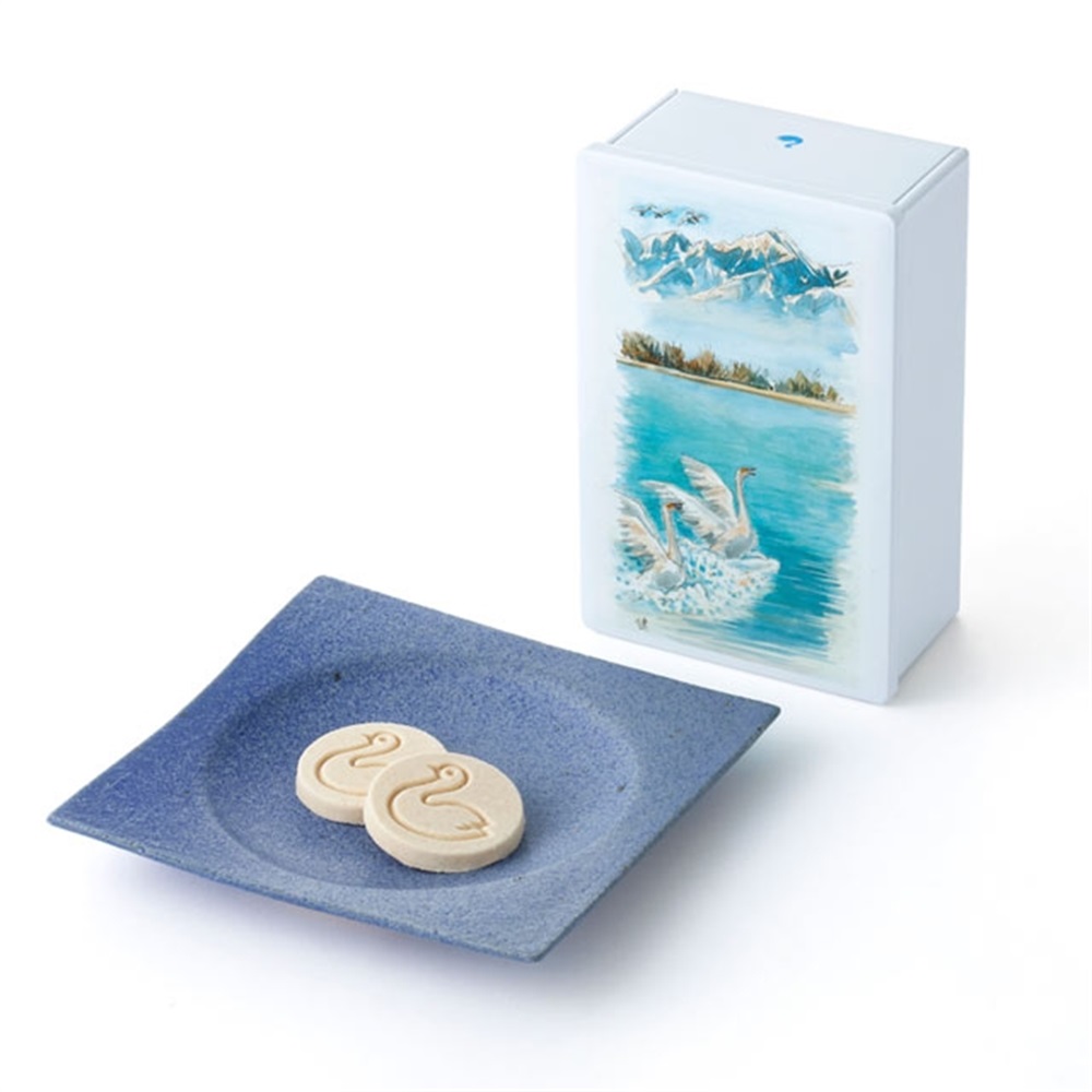 ほろほろ食感の上品なソフトクッキー「白鳥の湖」