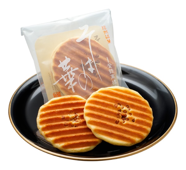 小布施の栗の風味が詰まった伝統銘菓「栗かのこ」