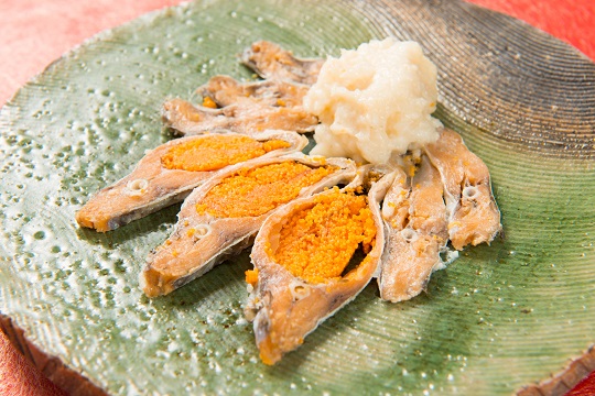 琵琶湖の伝統が生んだ、深い味わいの珍味「鮒寿司」