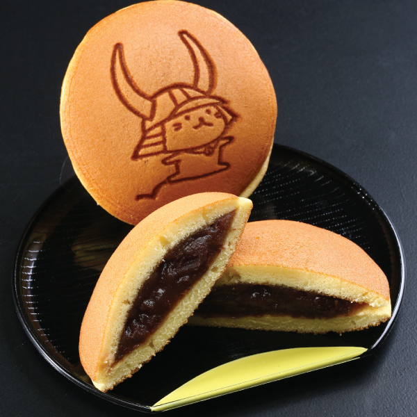 ゆるキャラの王様・ひこにゃんが可愛く焼き印された「ひこどら」