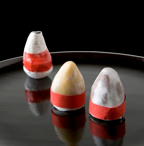 七転び八起きの縁起物を和菓子で表現「小法師」