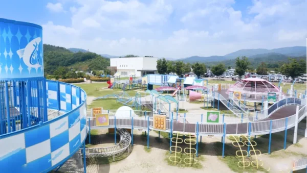 道の駅 湖畔の里福富