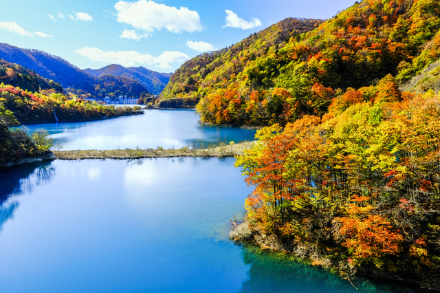 奥四万湖