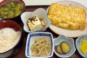 ごはんやさん ういづ
