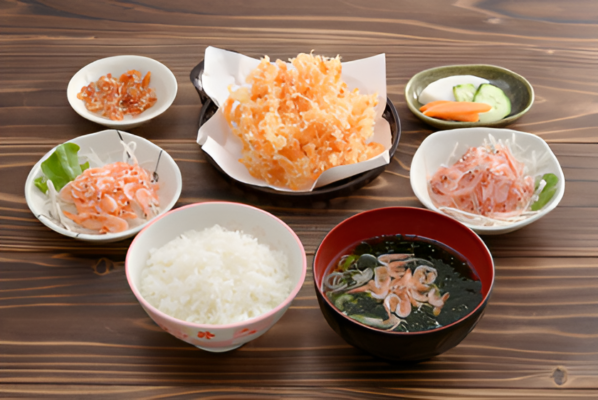 ごはん屋さくら
