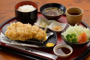 とんかつ 金重