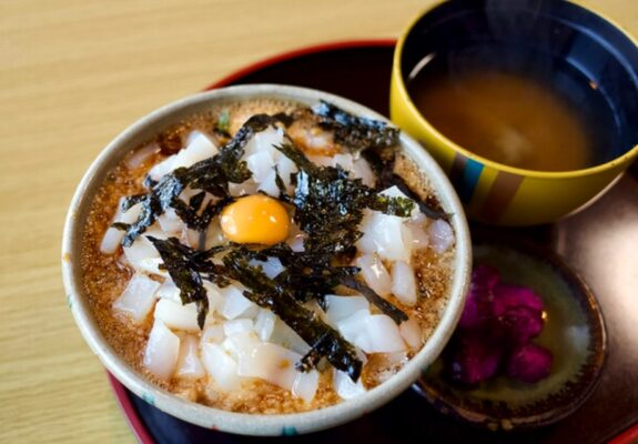 ドライブイン よしだ