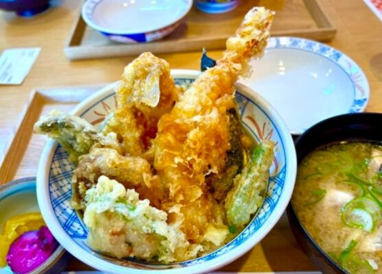 天丼うしおや