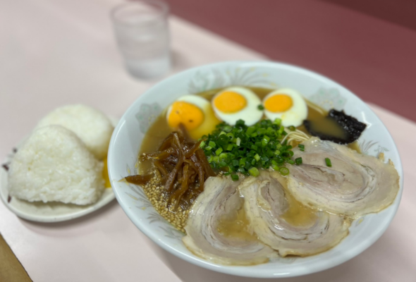 宝来軒 中央町店