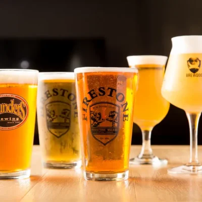 樽生クラフトビール15TAPと自家製ソーセージ『THE LIFE』