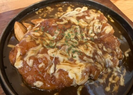 洋食屋 ひかりのたまご