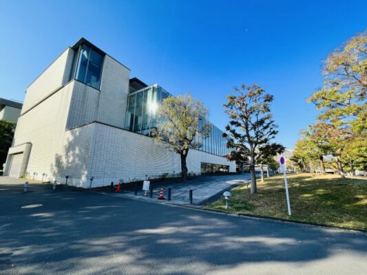 愛媛県美術館