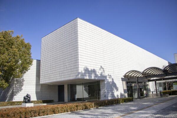 岐阜県美術館