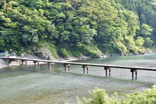 岩間沈下橋