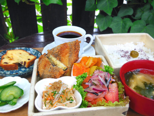 内陸型リゾートカフェ 水庵