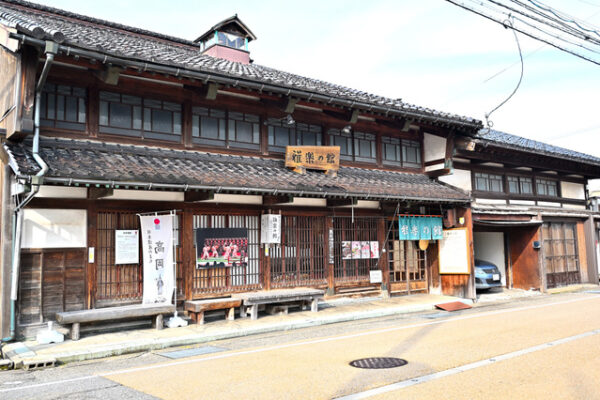雅楽の館