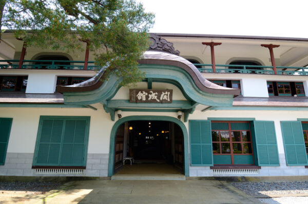 郡山市開成館