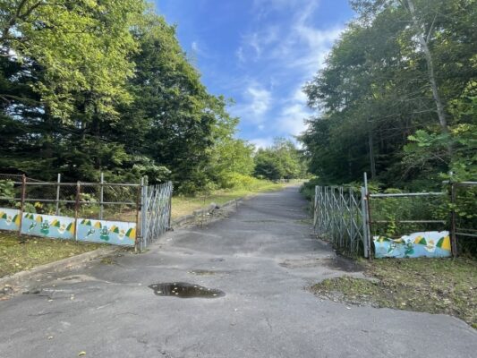 西山山麓火口散策路