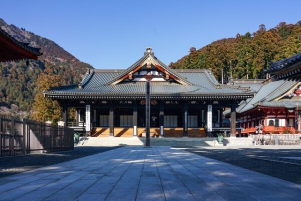 身延山久遠寺