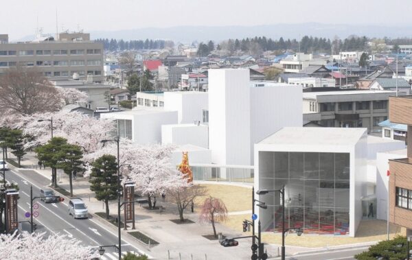 十和田市現代美術館