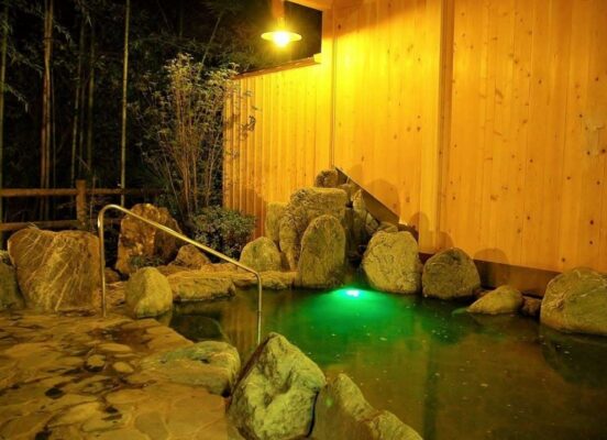 秩父小鹿野温泉旅館 梁山泊