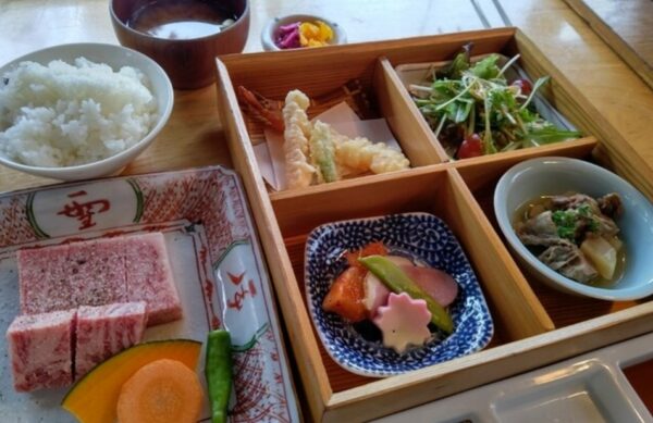 近江牛 雪月花 彦根店