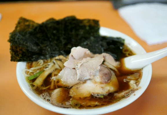 青島食堂 宮内駅前店