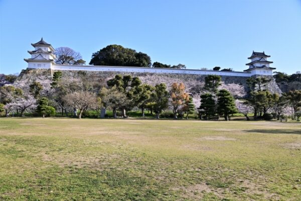 明石城跡と明石公園
