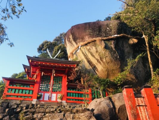 ゴトビキ岩