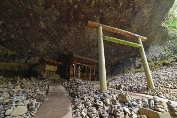 天岩戸神社