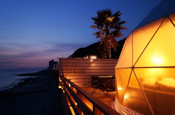 Ocean front glamping 37BASE