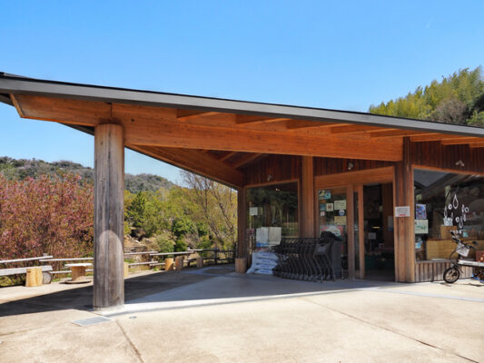 道の駅 四季の郷公園 FOOD HUNTER PARK