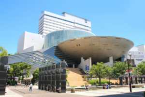 神戸ファッション美術館