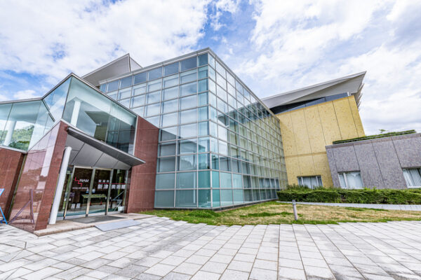 新潟市新津美術館