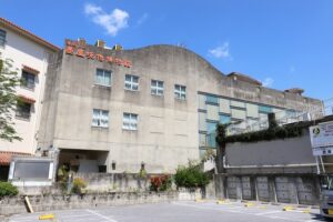 那覇市立壺屋焼物博物館