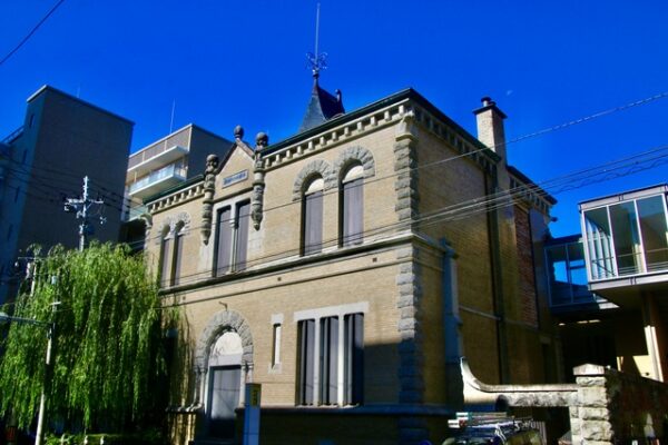 もりおか啄木・賢治青春館