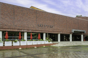 豊橋市美術博物館