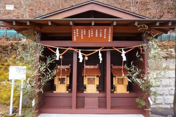伊香保神社