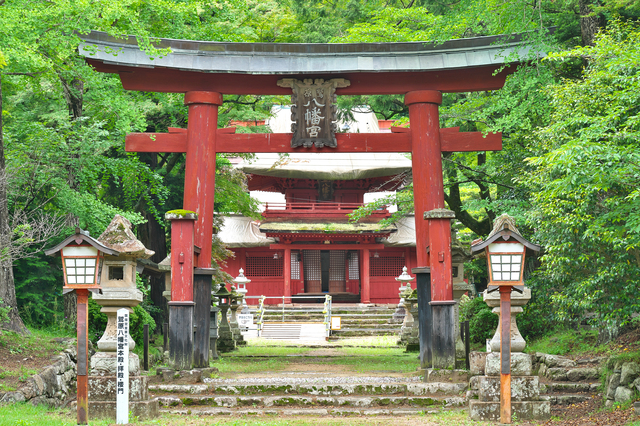 鷲原八幡宮