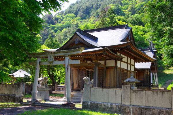 八旛神社