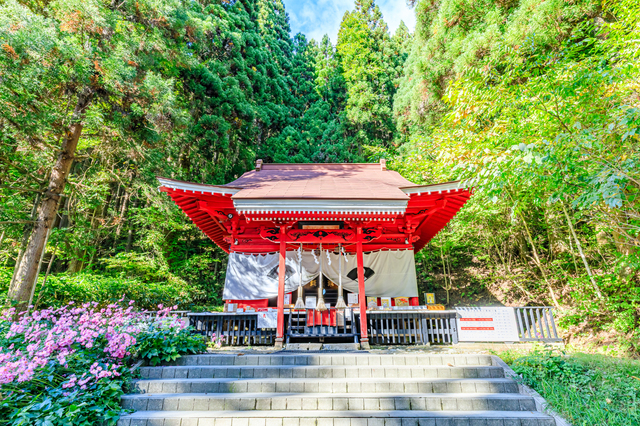 御座石神社