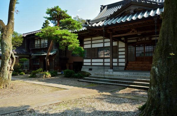 萬持寺