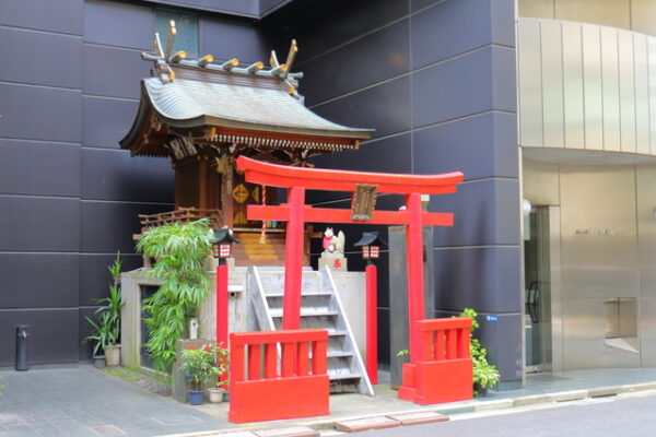 正一位伏見稲荷神社