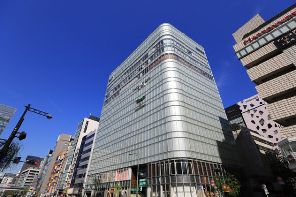 マロニエゲート銀座1