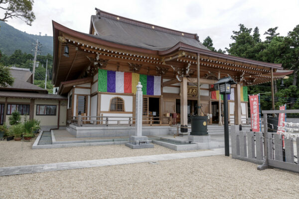 筑波山知足院中禅寺大御堂