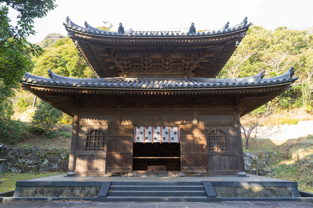 鋸山日本寺