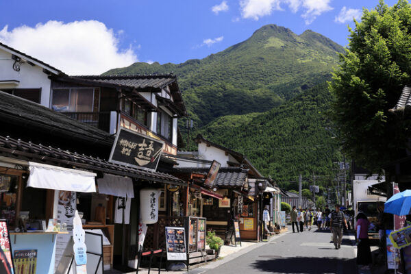湯の坪街道