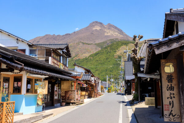 湯の坪街道